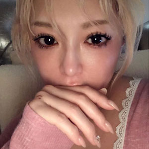 浜崎あゆみ、禁酒していた時期に飲酒疑惑!? - 日刊サイゾー