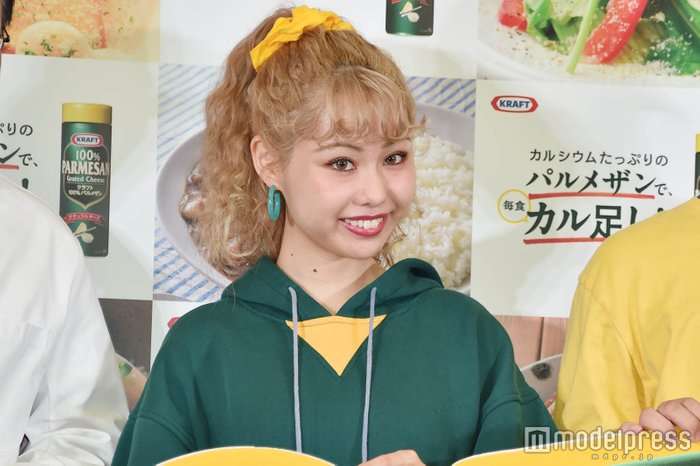 ぺこ、引っ越しを報告　カラフルでキュートな新居に注目集まる - モデルプレス