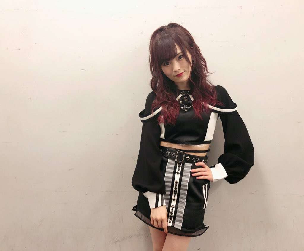 NMB48山本彩、“ピンクグラデ風”斬新ヘアに絶賛の声「最高に似合う」「真似したい」