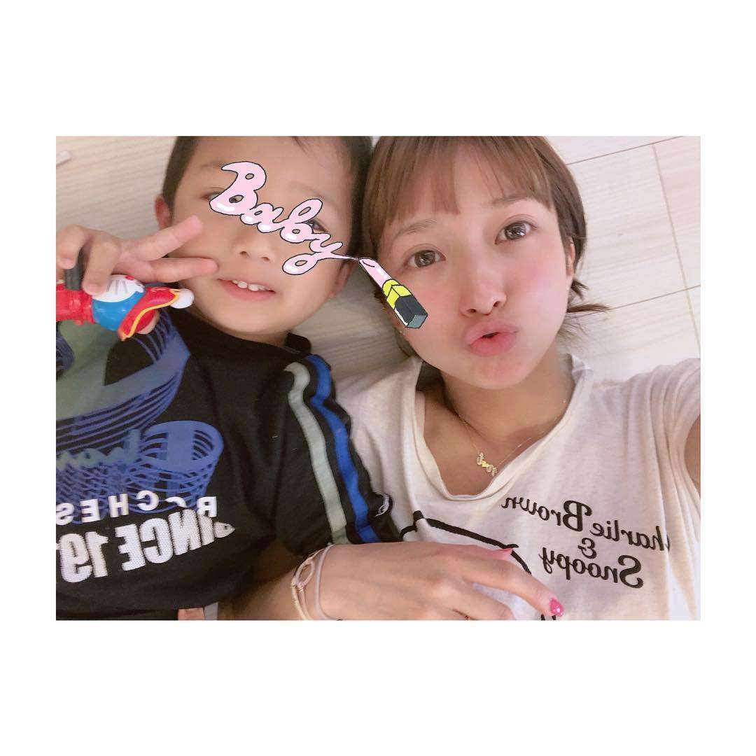 辻希美 ノーメイク写真を公開 薄顔 と自らツッコミ ガールズちゃんねる Girls Channel