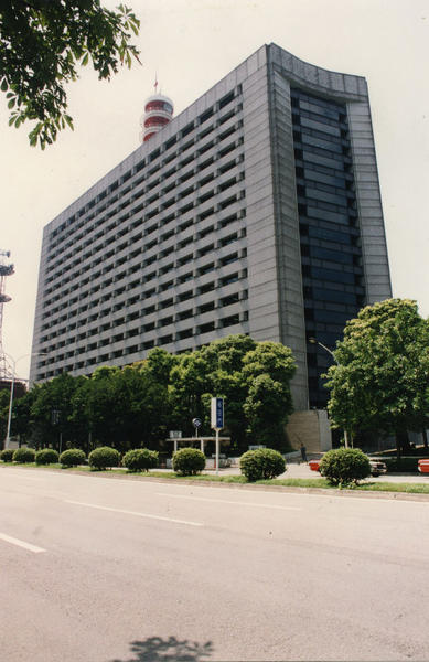 「盗撮ハンター」男2人を逮捕|au Webポータル国内ニュース