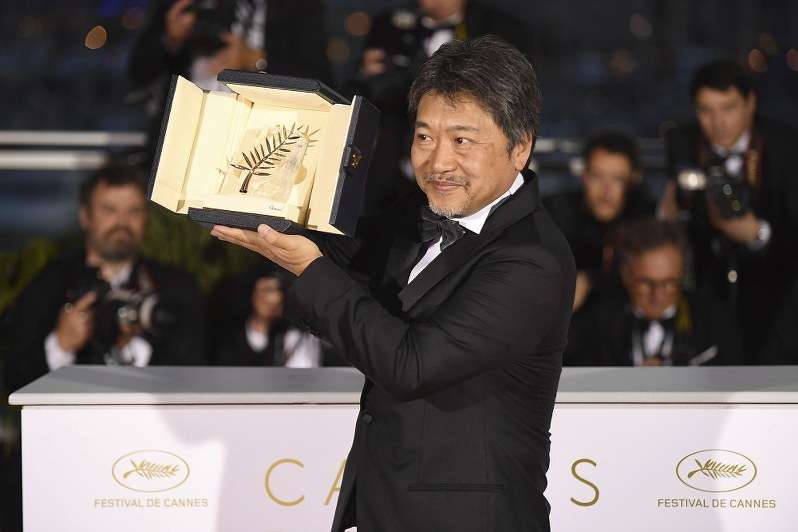 カンヌ映画祭 是枝裕和監督「万引き家族」パルムドール受賞　日本人21年ぶり