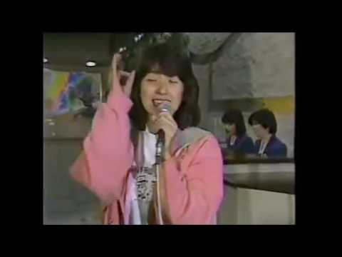 冬のオペラグラス 新田恵利 - YouTube