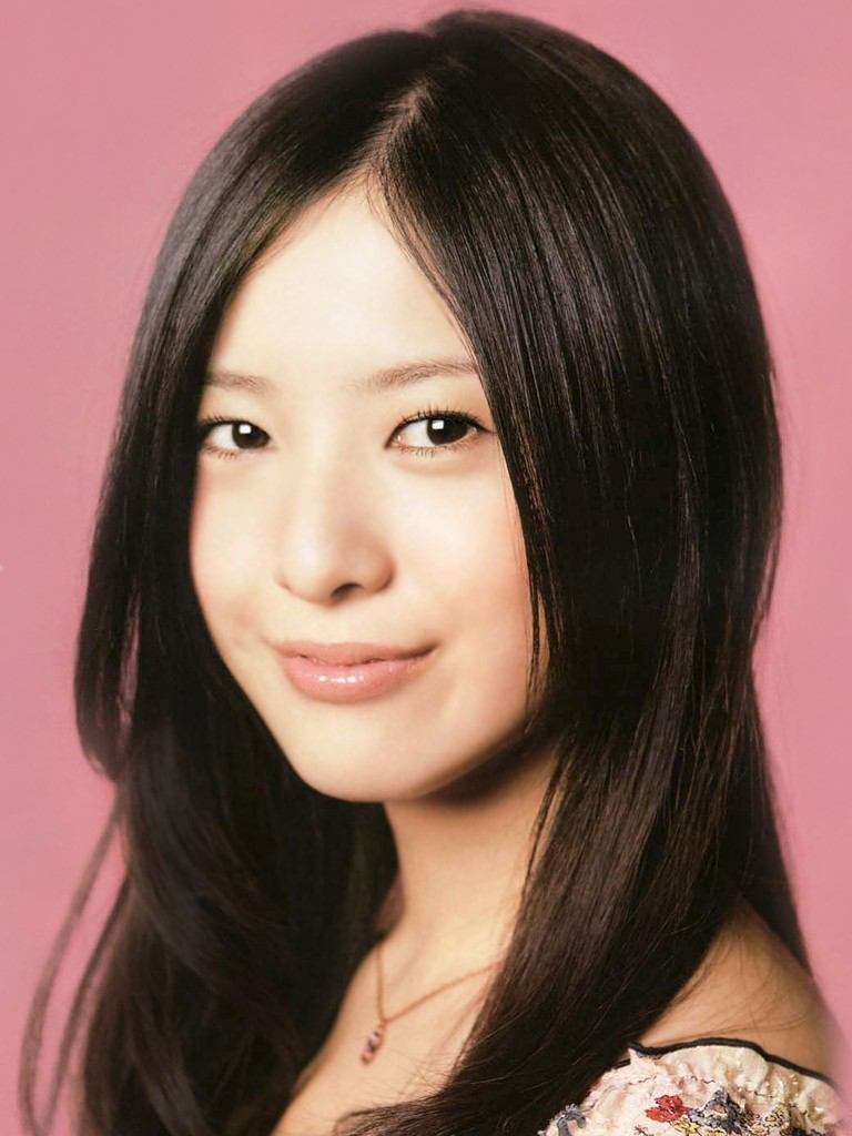 「濃い顔」と「薄い顔」を交互に貼っていくトピ