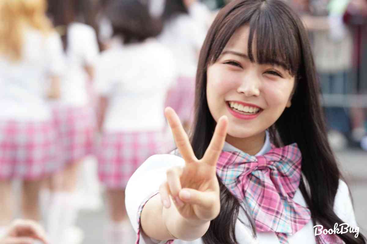 HKT48・宮脇咲良が韓国で「なりたい顔」と超人気に