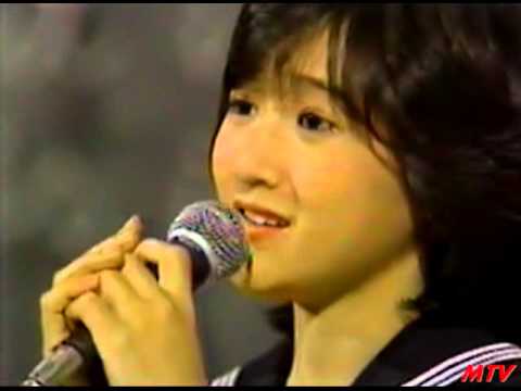 岡田有希子  恋はじめまして　11 - YouTube