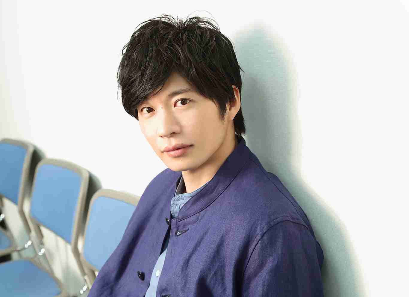 「濃い顔」と「薄い顔」を交互に貼っていくトピ