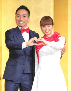 妻・高梨臨と雑誌で共演 浦和レッズ・槙野智章選手がイケメンすぎる