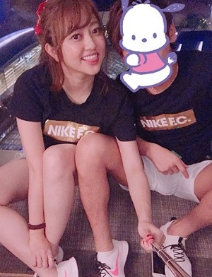 菊地亜美、一般人夫と“リンクコーデ”披露も「すぐ離婚する」「脳内お花畑」と厳しい声続出｜サイゾーウーマン