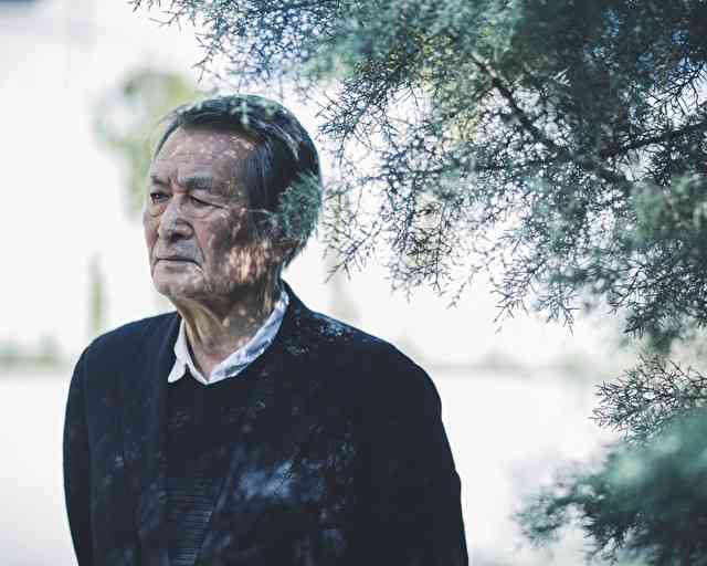 「人はみんな、不安定な中で生きている」――山﨑努、81歳。憑依する人生の実感