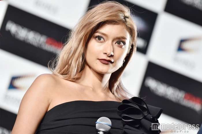 ローラ「裏切られた」「誰のことも信じられないくらい怖い」心配の声相次ぐ