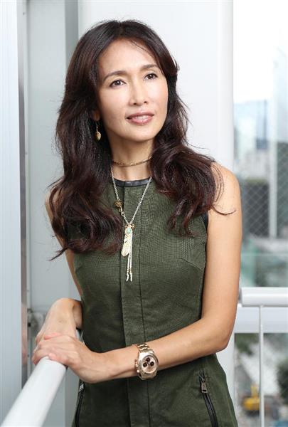 工藤静香、「まさに才色兼備！」自筆の歌詞が達筆すぎて話題騒然