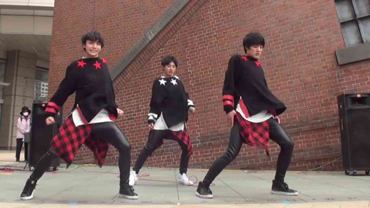 【公式】さとり少年団ストリートライブ映像『BREAK ME DOWN』＠ミューザ川崎 - YouTube