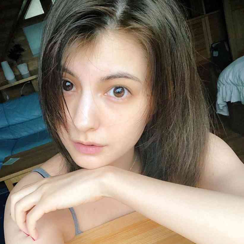 マギーの“すっぴん風”アップショットにファン感激「永久に保存します」