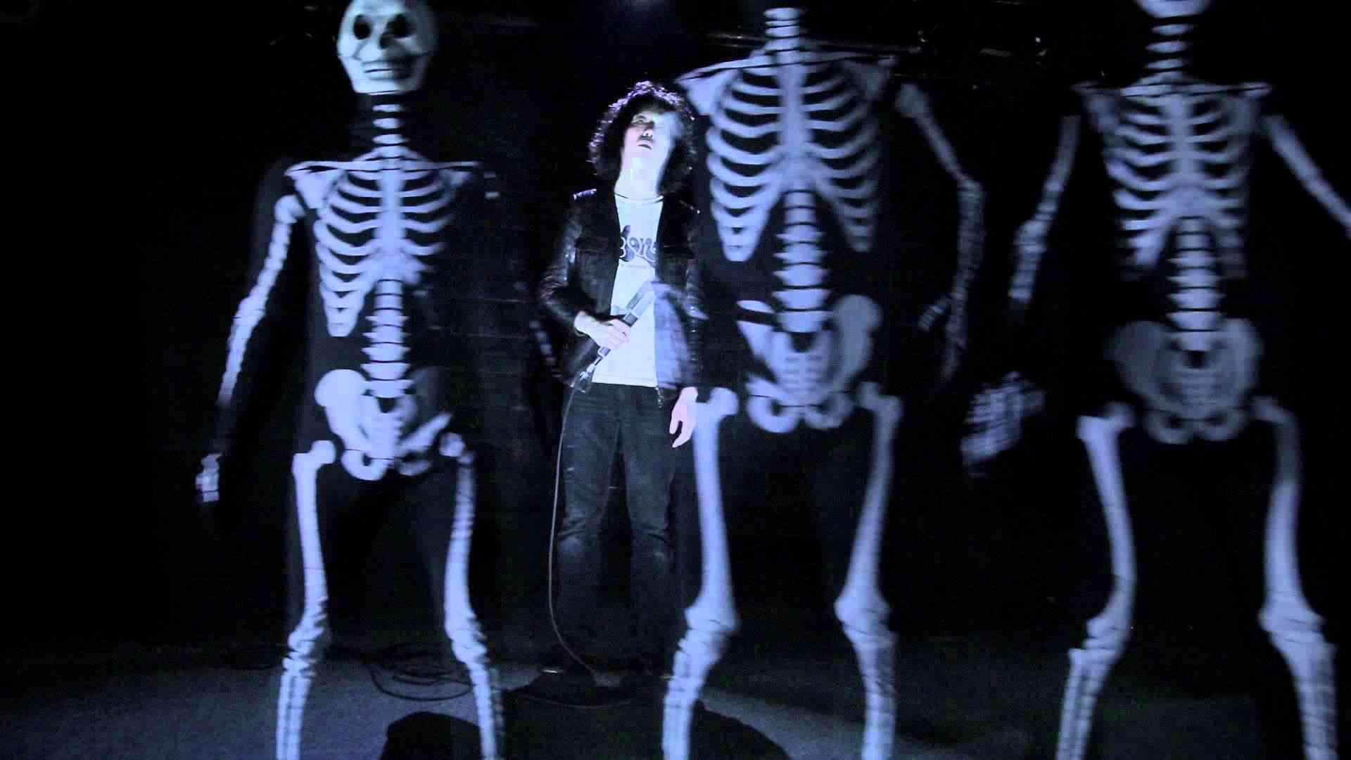 死者より（From The Dead) / 坂本慎太郎（zelone records official) - YouTube