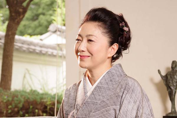 1928年生まれの手塚治虫が、1974年頃に描いた「60歳の女性」像に衝撃