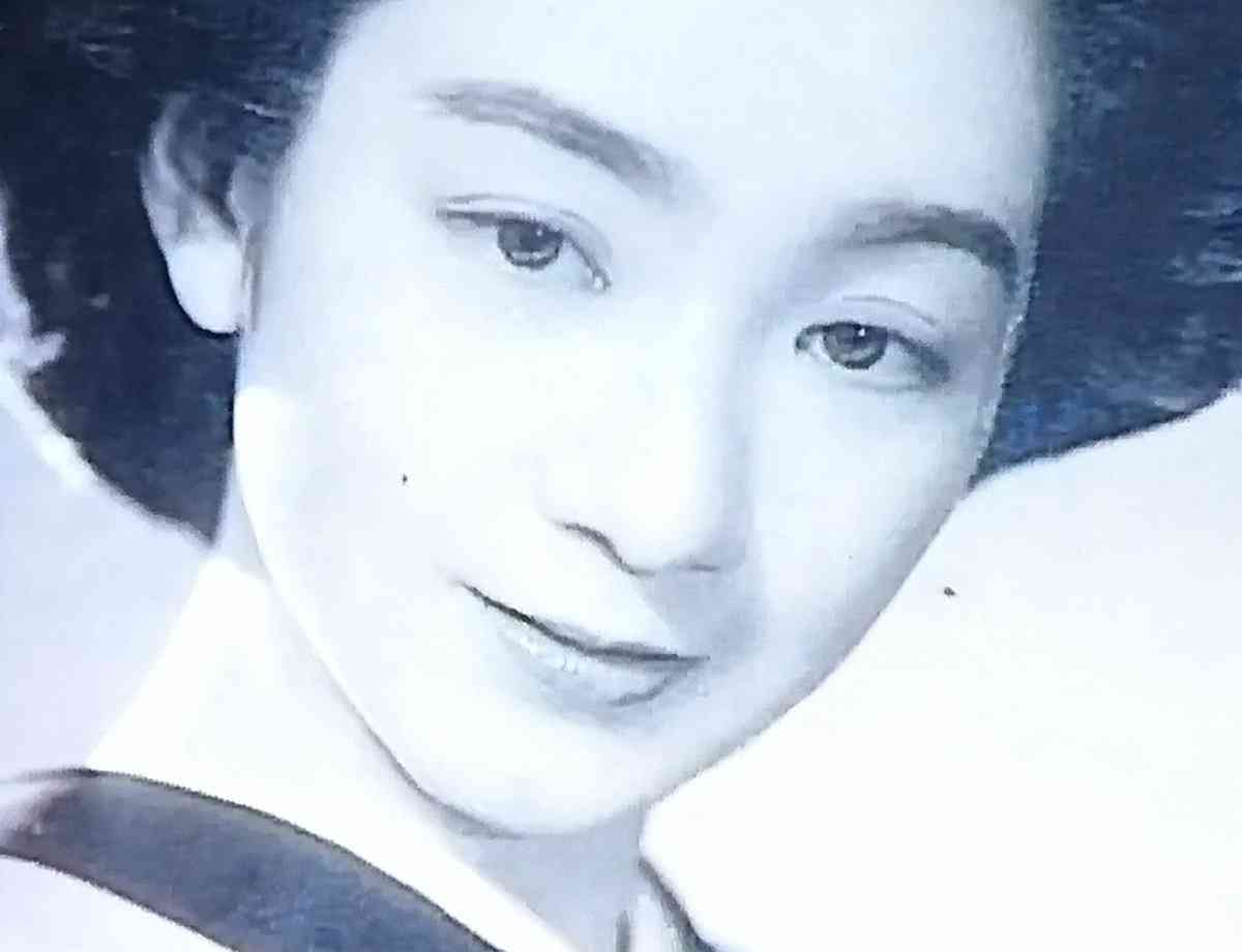 明治、大正、昭和の美人を貼るトピ