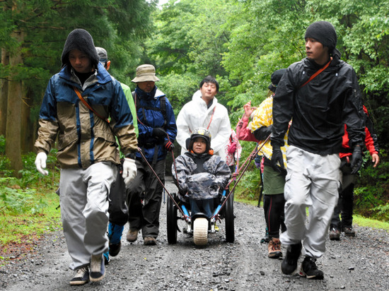 マラソンより過酷！みやぞん、24時間テレビ初トライアスロン挑戦