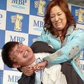 リトルマーメイドに憧れた美しき「人魚男」、1500ドル費やして手に入れた「尾」