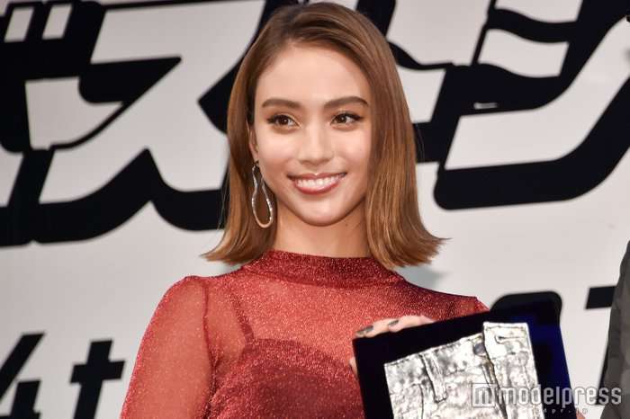 滝沢カレン「すべてが好き」な男性芸能人を告白 - モデルプレス