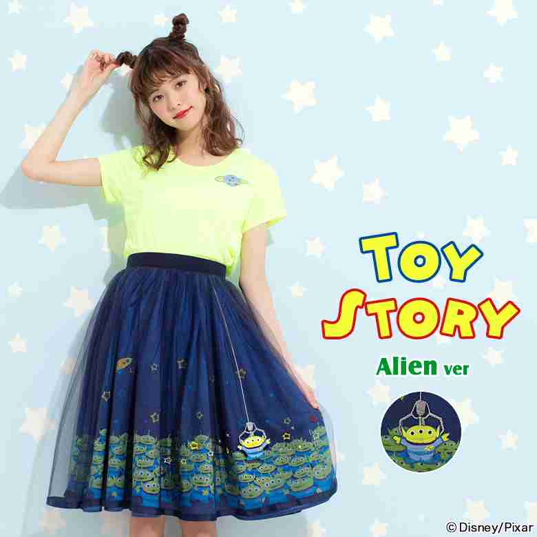 ディズニーキャラの夏らしいワンピースがたまらん可愛さ♡ プーさんにトイストーリー、あなたのお好みはどれ？