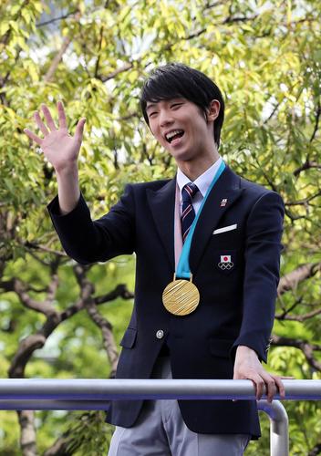 羽生結弦選手に国民栄誉賞授与　政府が決定