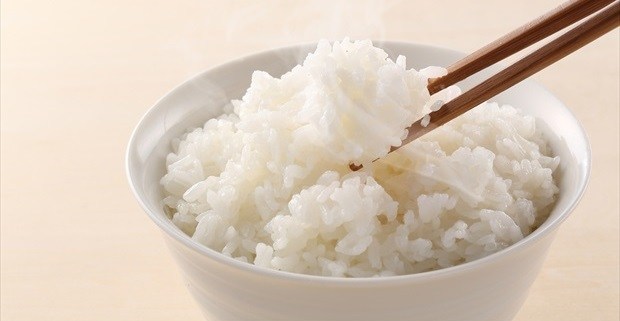 『2度と行かねえ』 食堂で「ご飯」が少ないと感じた女性は、後に衝撃の事実を知った！ | BUZZmag