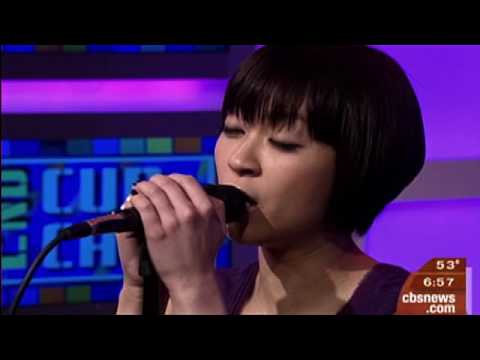 utada hikaru Early Show WIDESCREEN - YouTube