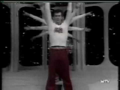 世界でいちばんダサいＰＶ - YouTube