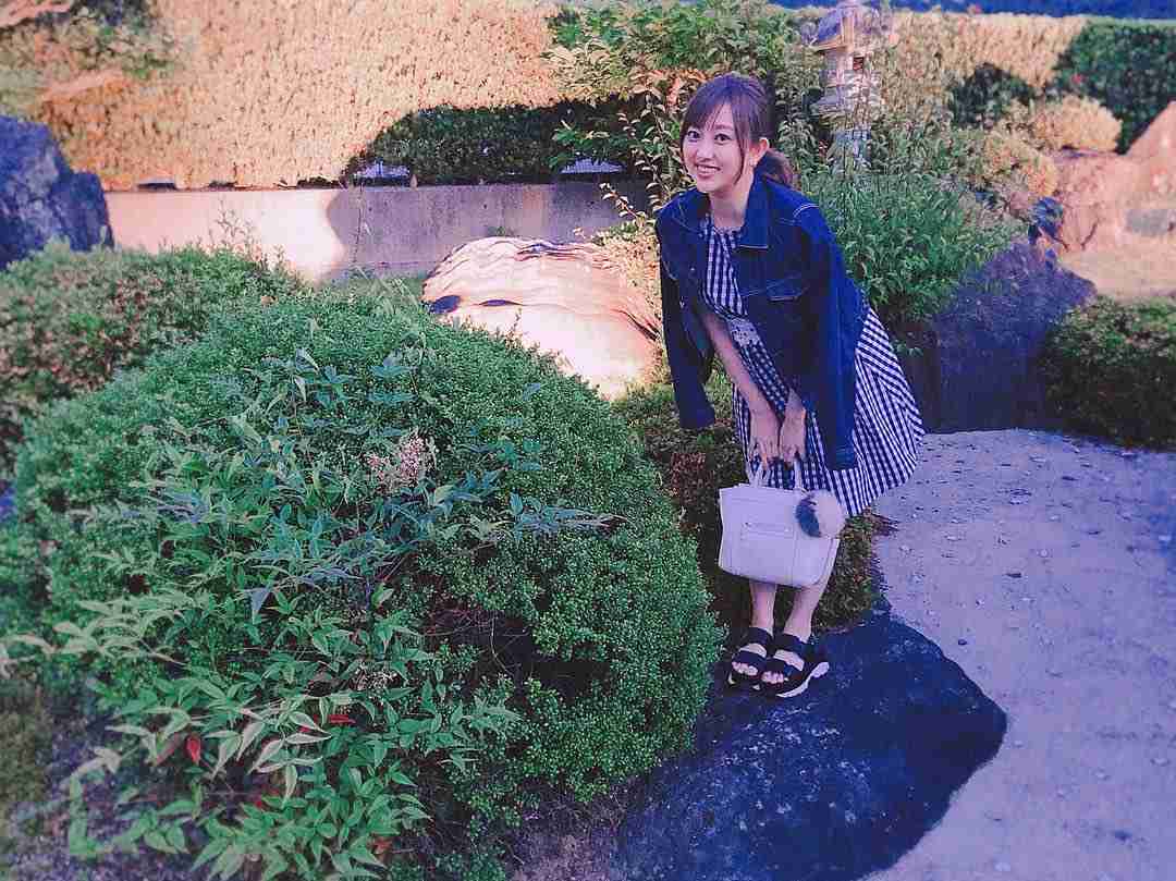 旦那の実家の庭での菊地亜美