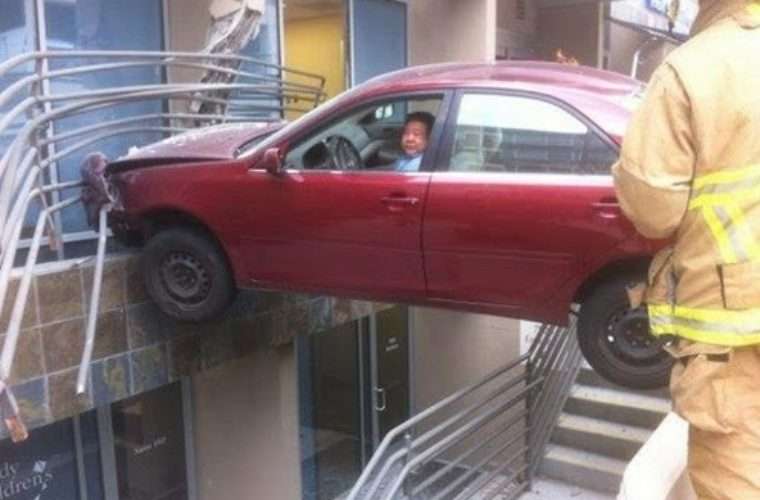 【画像】なぜそこに？