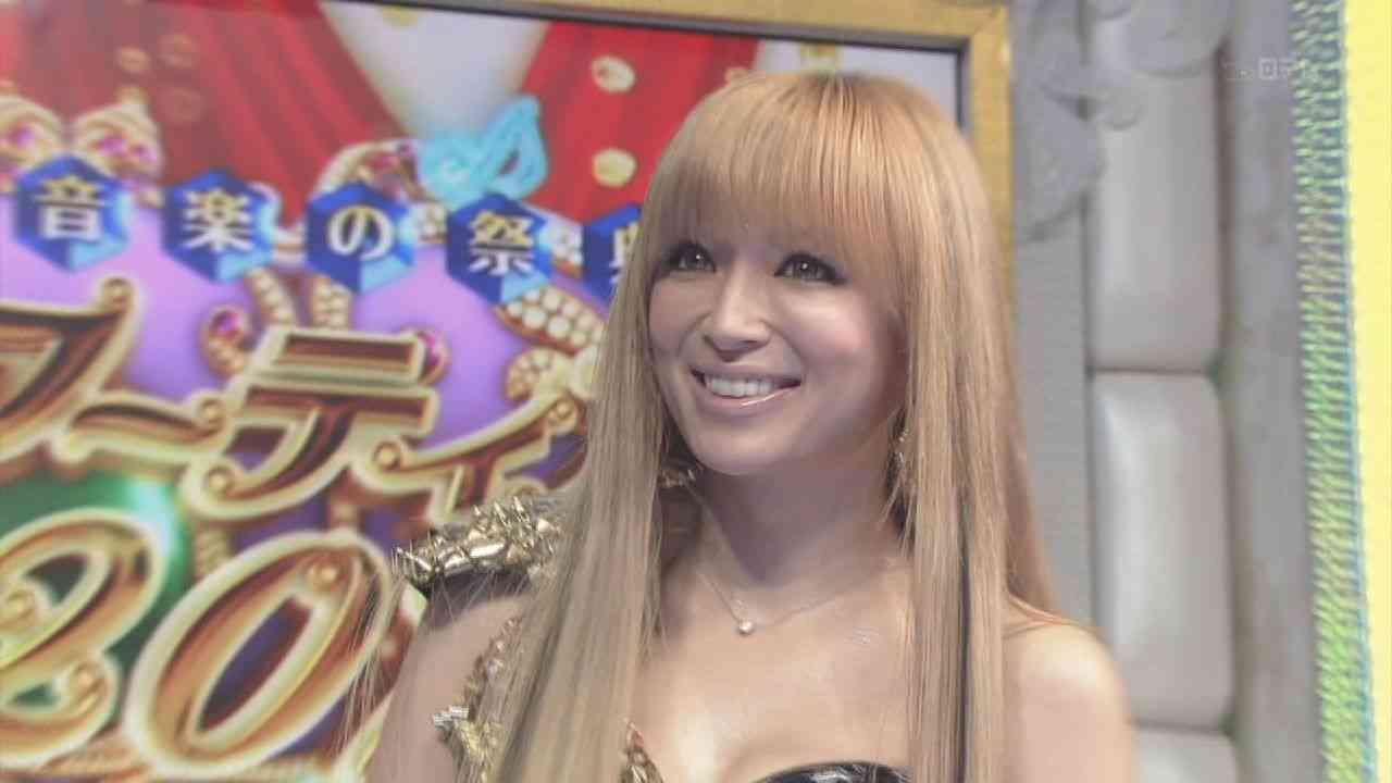 浜崎あゆみ、生歌を披露！29日に「LINE LIVE」と「インスタライブ」で