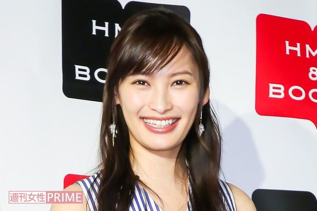 本田翼バースデーに波瑠・大政絢ら集結「可愛いが爆発してる」「美女しかいない」ファン歓喜