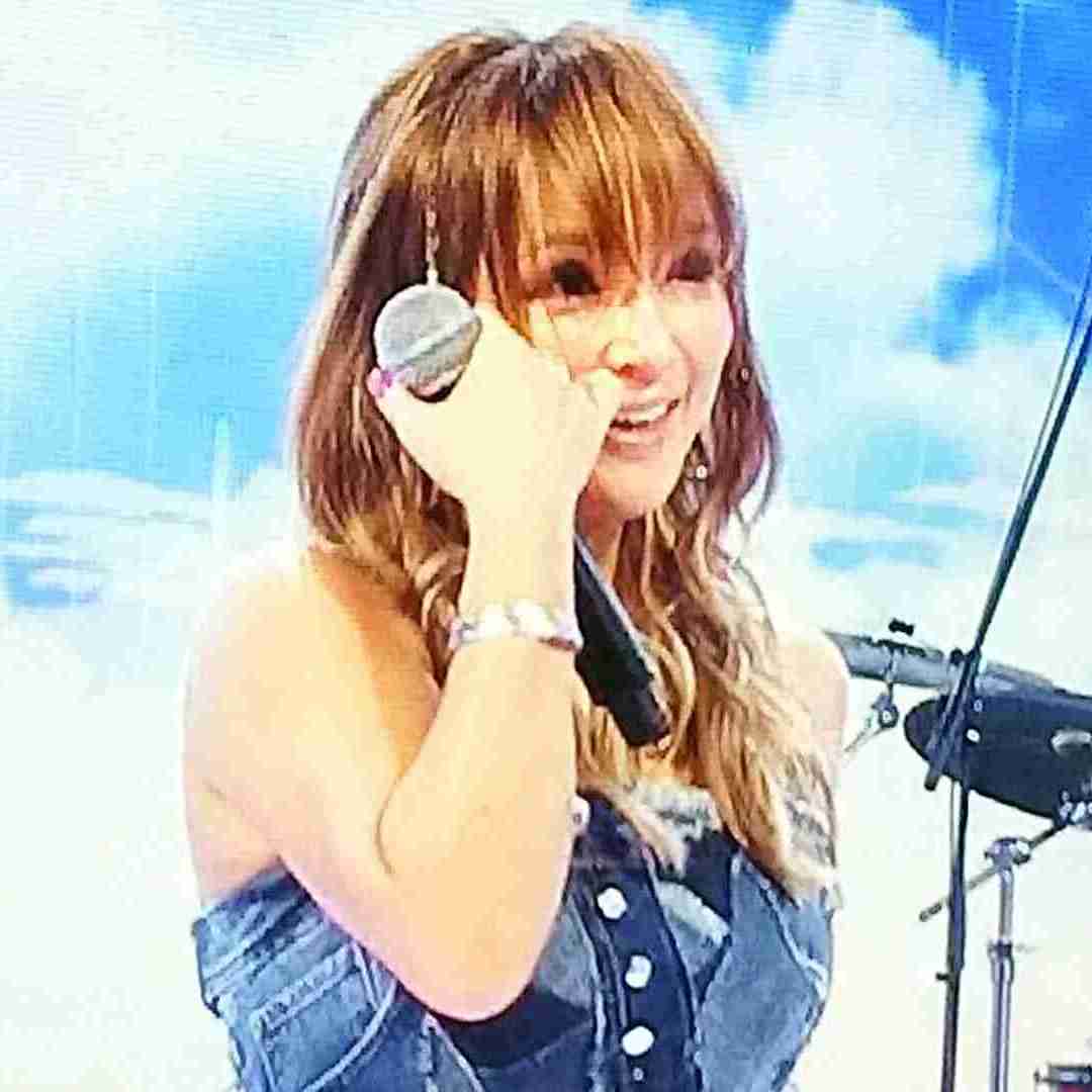 浜崎あゆみ、生歌を披露！29日に「LINE LIVE」と「インスタライブ」で