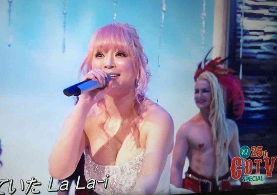 浜崎あゆみ、生歌を披露！29日に「LINE LIVE」と「インスタライブ」で