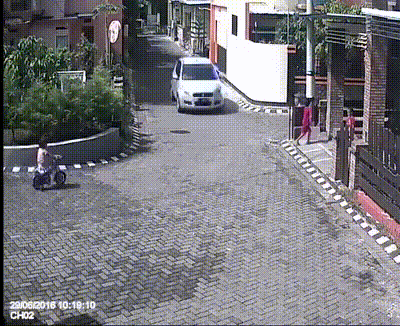 2歳の女の子が車の下敷きになり死亡 33歳女を逮捕 自分の子どもを保育園に送った帰り