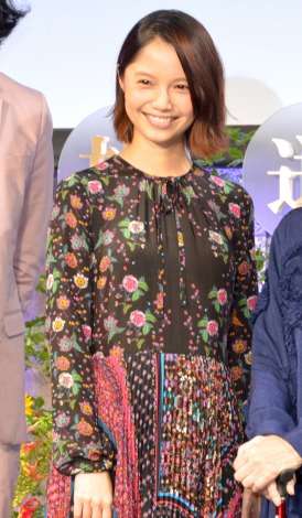 宮崎あおい、第1子妊娠発表後初の公の場　ややふっくらお腹で登場