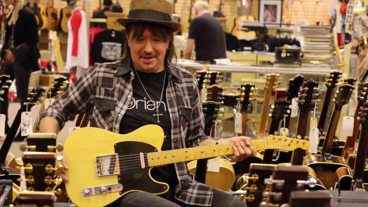 Richie Sambora and Orianthi shops at Norman's Rare Guitars - YouTube