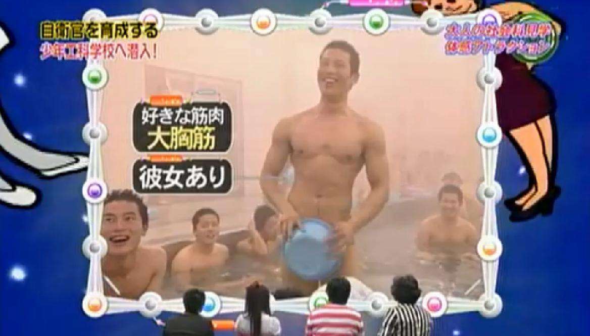 厚い胸板が大好物の人