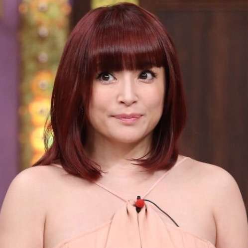 浜崎あゆみ、生歌を披露！29日に「LINE LIVE」と「インスタライブ」で