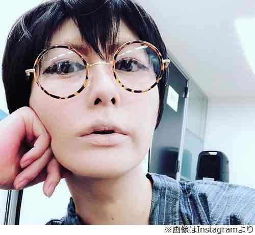 鳥居みゆき、髪型変えた“丸眼鏡”姿に絶賛
