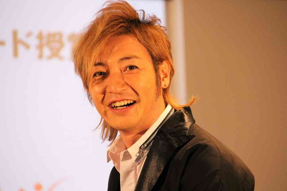 つるの剛士、小5娘と手繋ぎ　何歳までOK？ : J-CASTニュース