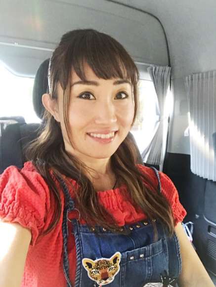 キンタロー。ウィッグで悩みを解決「綺麗な前髪きまりました！」