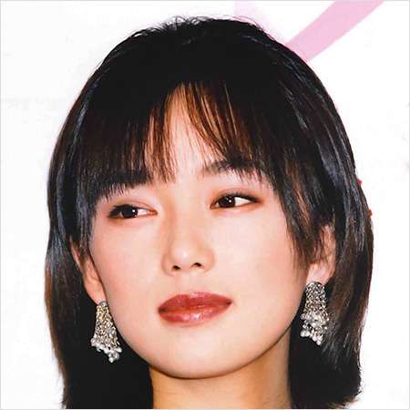 葉月里緒奈が3度目の結婚、大邸宅で二世帯生活開始