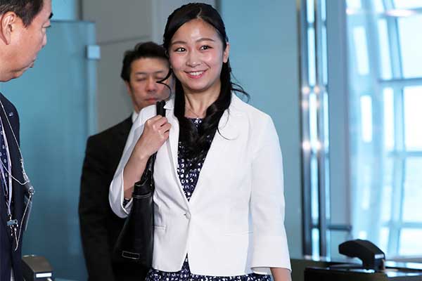 佳子さま帰国なのに…職員が1週間でやめた「秋篠宮家」の窮状 | Smart FLASH[光文社週刊誌]スマフラ／スマートフラッシュ