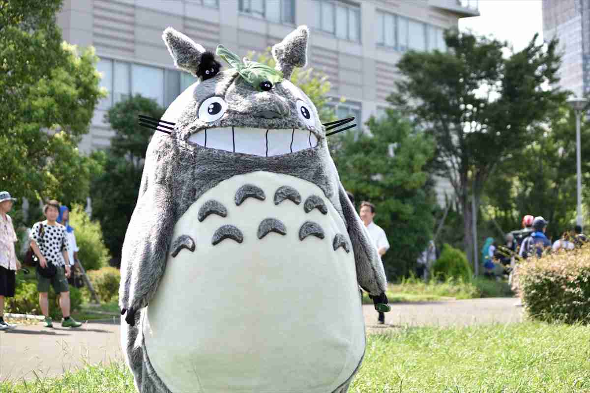 コミケ初日 熱気で180人近くが体調不良に