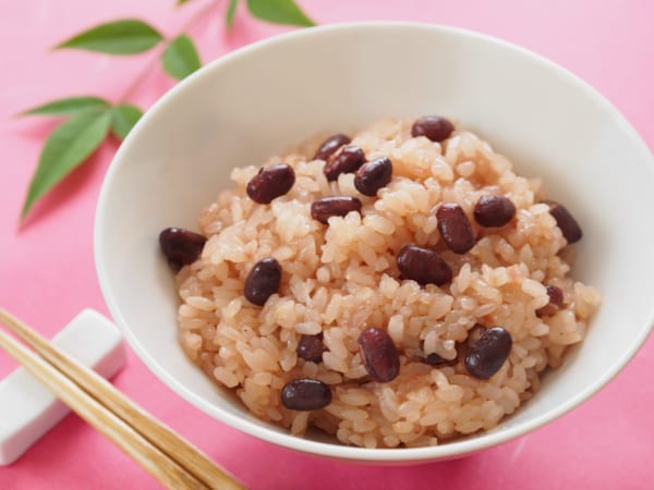 北海道のお赤飯はしょっぱくない 甘納豆を使った甘い赤飯が話題 ガールズちゃんねる Girls Channel
