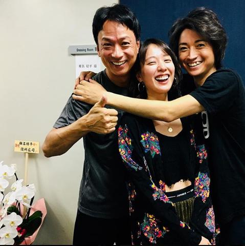 戸田恵梨香『レインマン』の藤原竜也・椎名桔平と3ショット　「私も頑張れそ!!」 