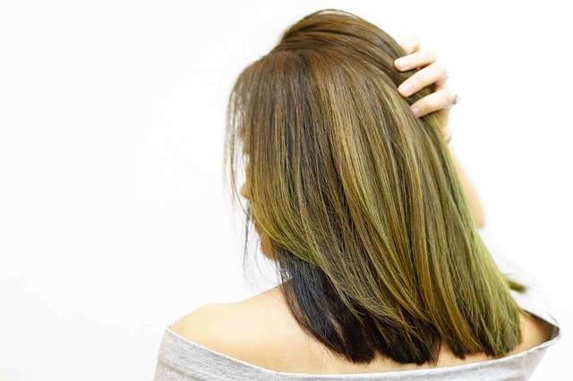 美容院で毛染めをする頻度