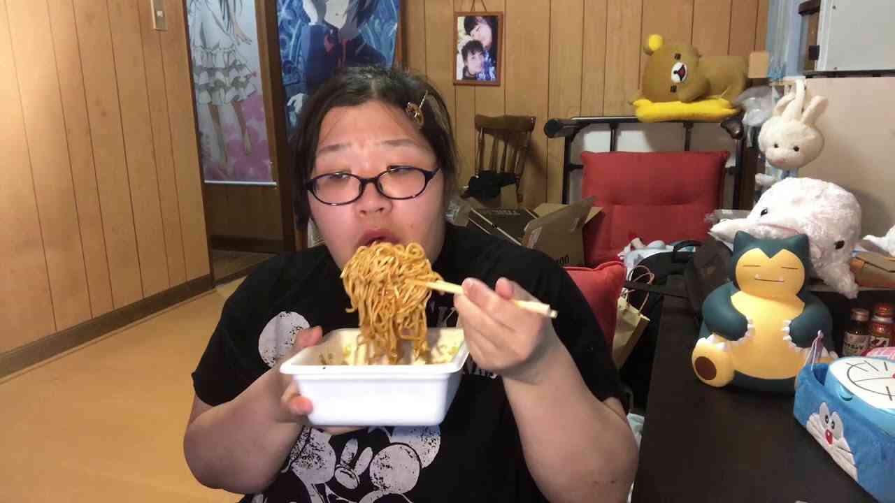 【日清焼そば】U F O 大盛極太 テリヤキ&マヨ【食べてみた】 - YouTube
